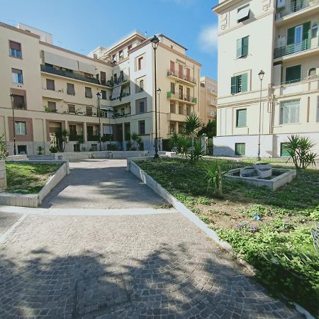 Come A Casa Pretty Apartment Лідо-ді-Остія Екстер'єр фото